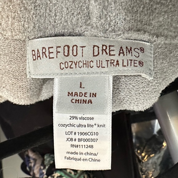 Barefoot Dreams Pants Joggers CozyChic Ultra Lite® Track Pant - size Large Gray - Picture 7 of 7